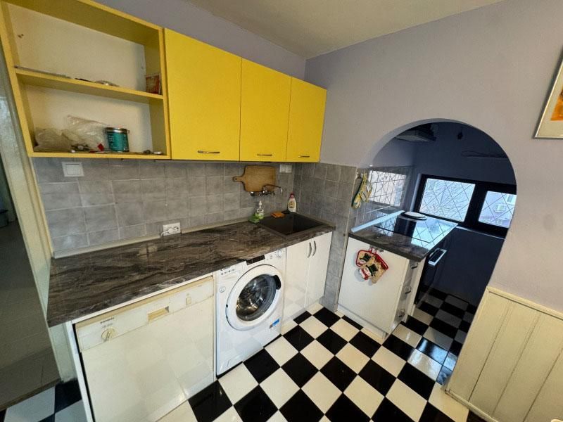 Дава се под наем Тристаен апартамент в София, Павлово - 140 кв.м за 818 € - Снимка #4