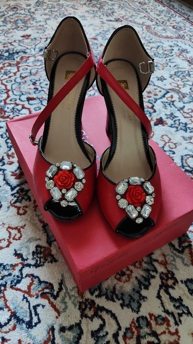 Туфли босоножки женские