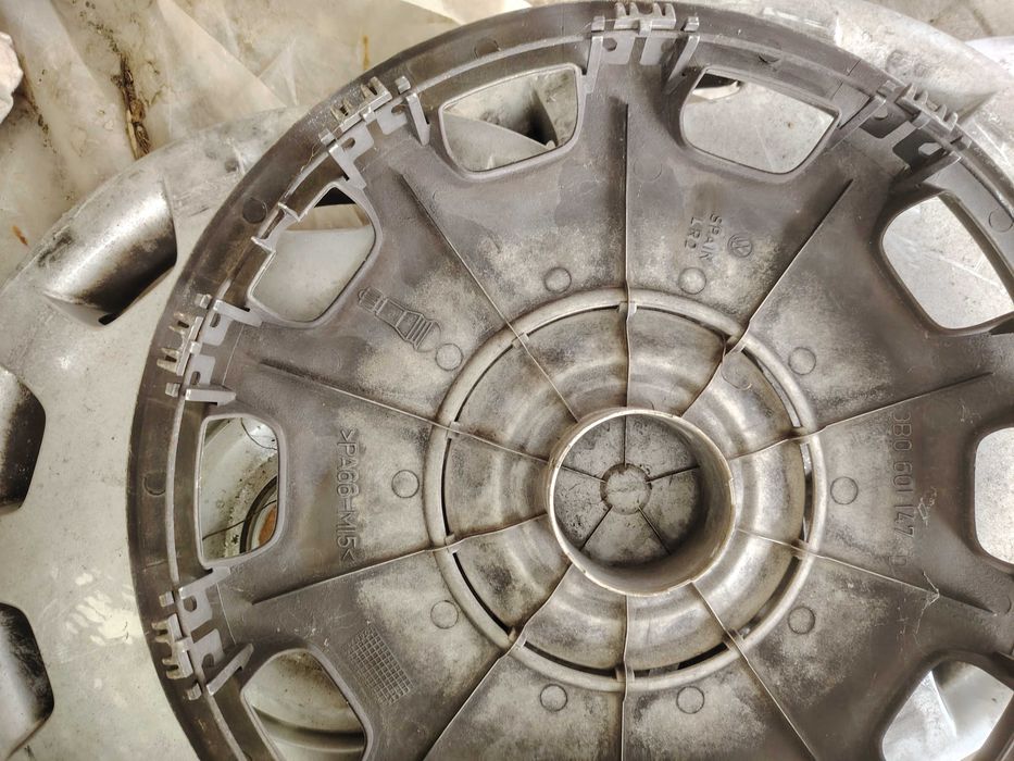 Оригинални тасове за джанти на vw