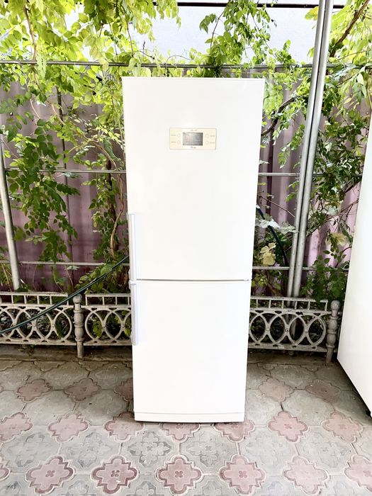 Продам холодильник рабочий Самсунг