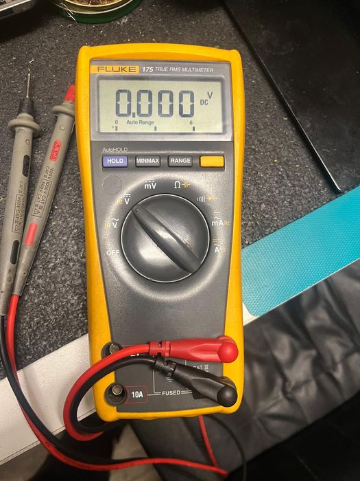 Fluke 175  nou cu accesorii