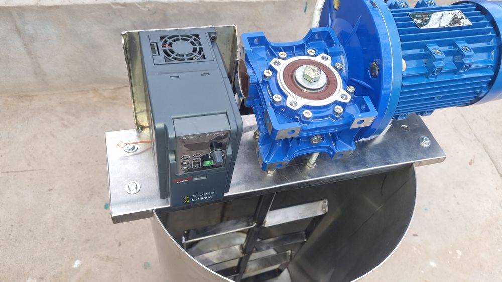 Станок для кремования мёда. Кремовалка