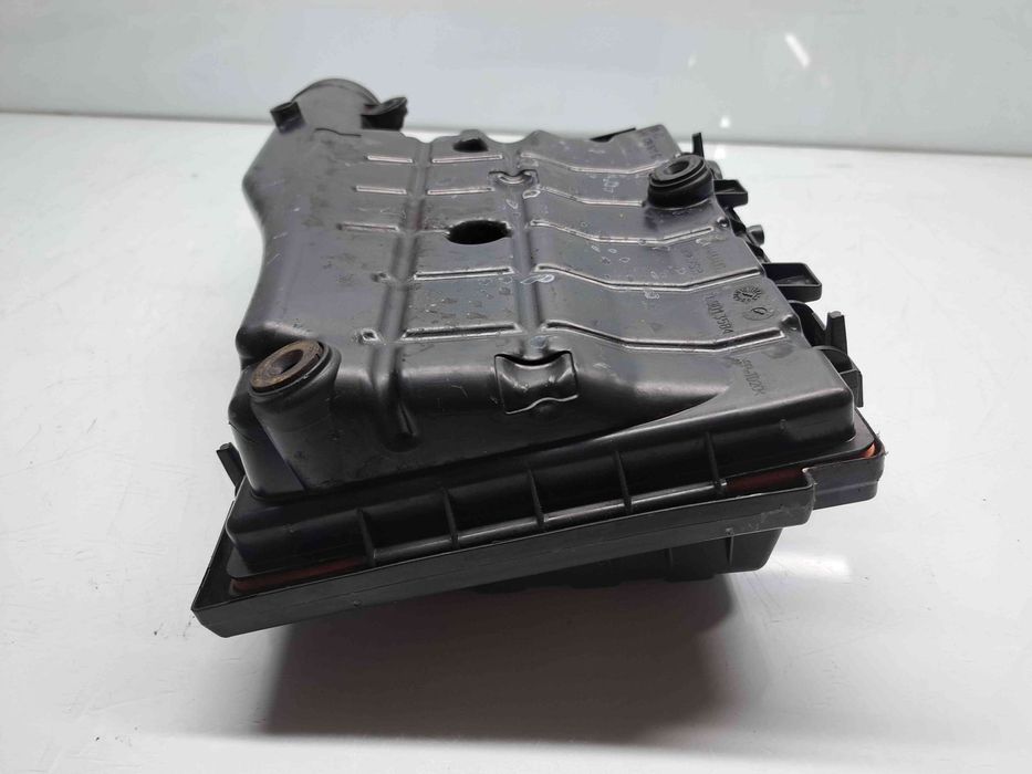 Carcasa filtru aer  AUDI A3 Sportback (8VS, 8VM) [Fabr 2013-prezent] 0