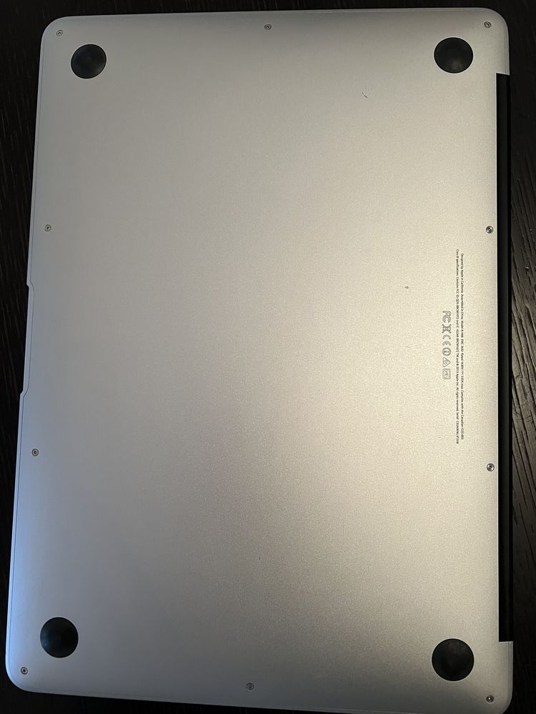 Mac Book Air (13 inch, Mid 2013)