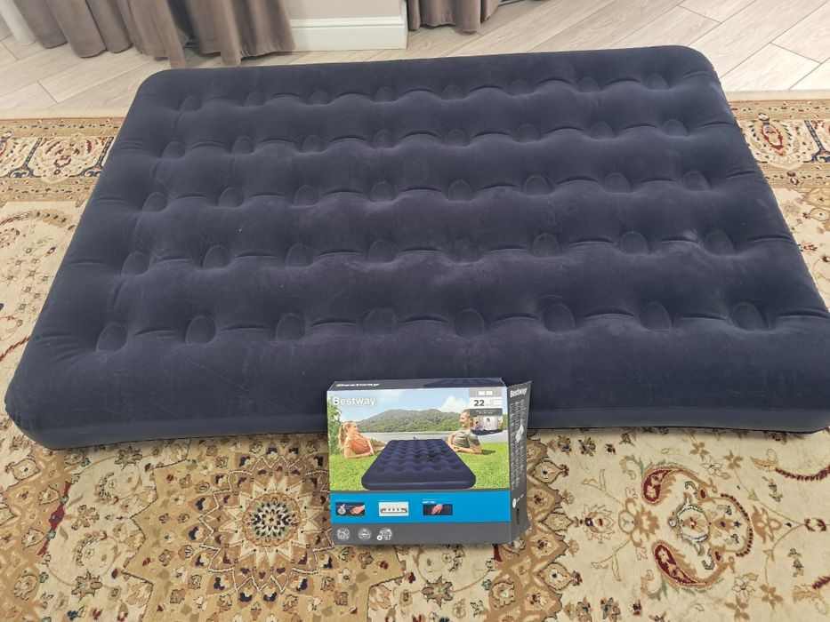 Матрас надувной новый размер 191, 137, 22.