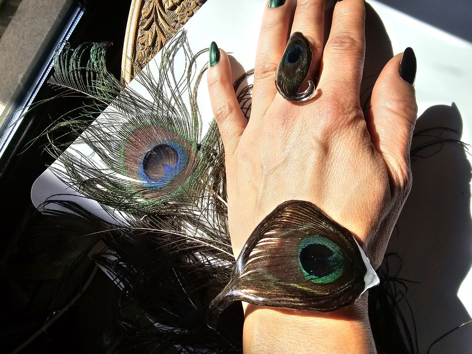 Ръчно изработени, регулируеми гривна и пръстен и обеци с паунови пера,