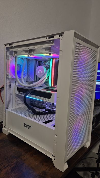 PC Gaming | Ryzen 7 7800X3D | RTX 5070  | 32GB DDR5 | 2TB SSD | WiFi 7