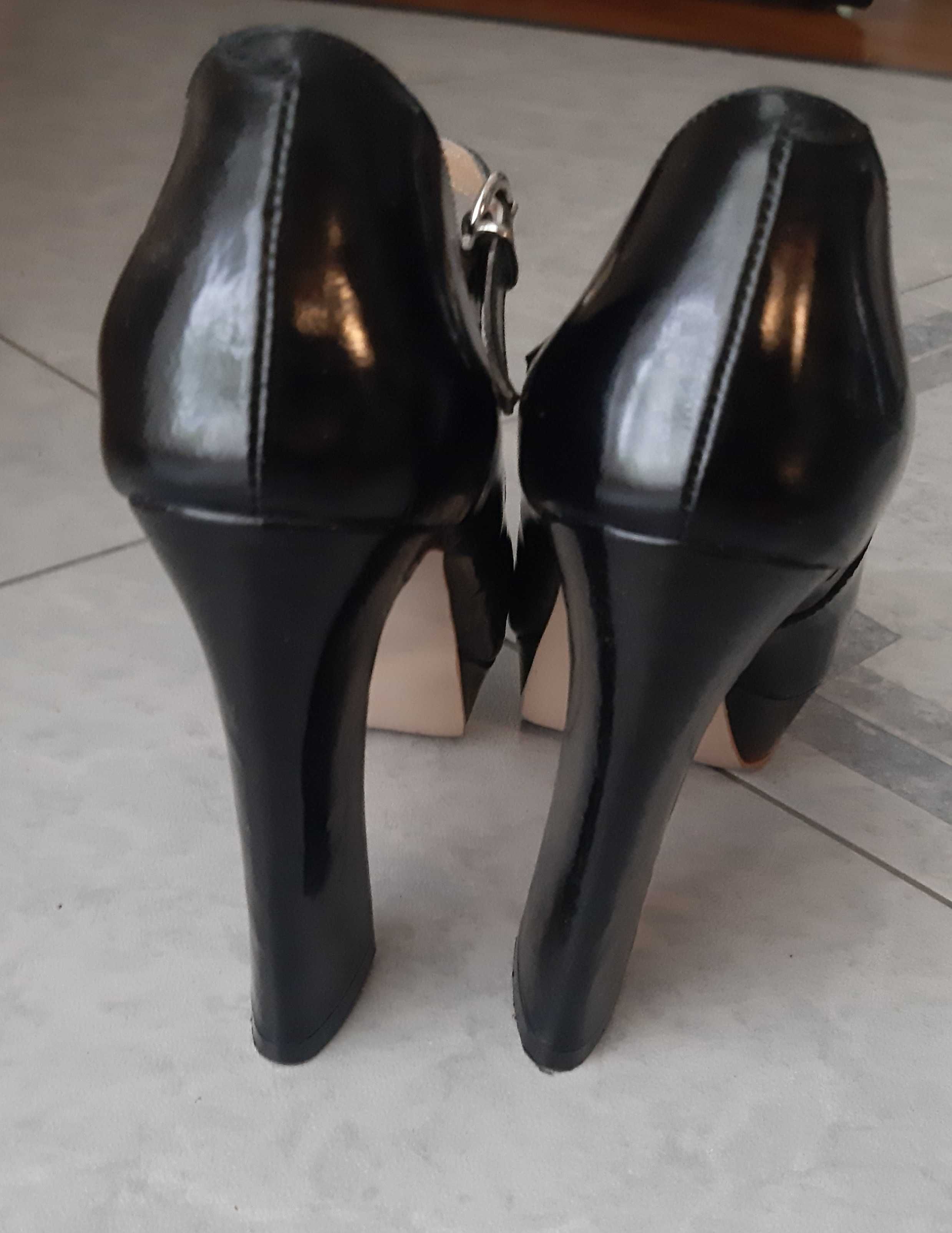 Дамски обувки Vera Pelle
