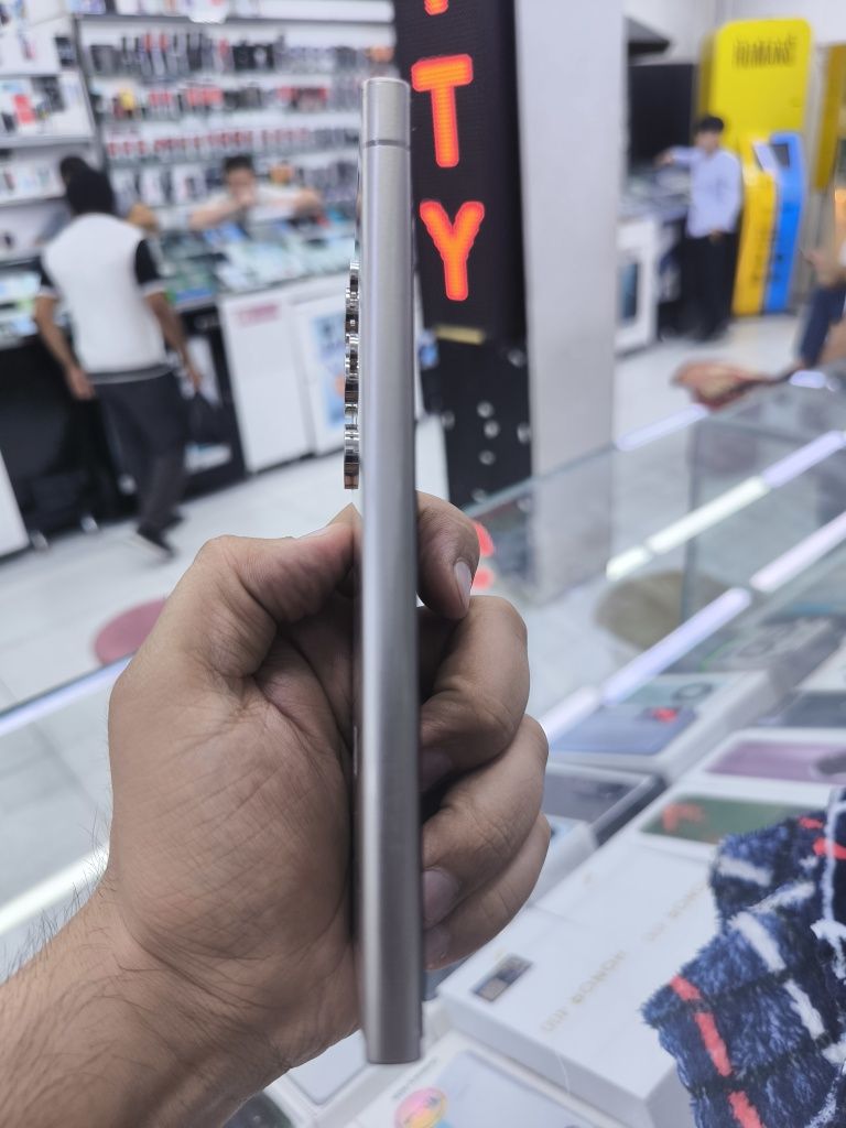 samsung S24 ultra 12/256 titanium gray