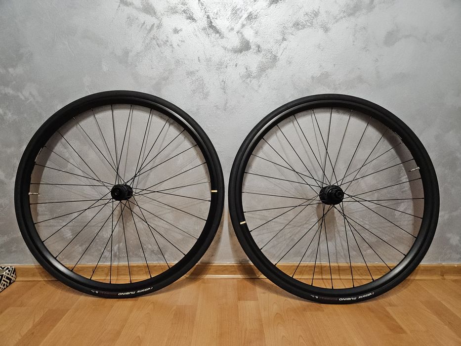 Roti cursiera Mavic, disc, aluminiu