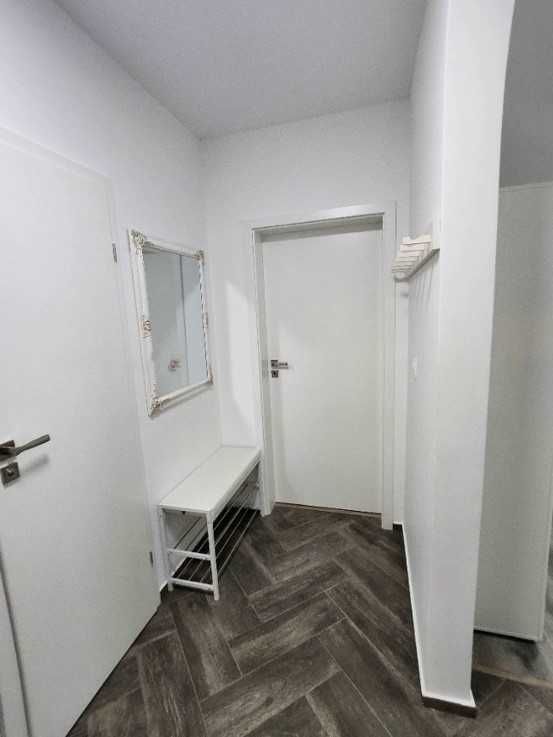 Дава се под наем Двустаен апартамент в София, Хладилника - 65 кв.м за 799 € - Снимка #3
