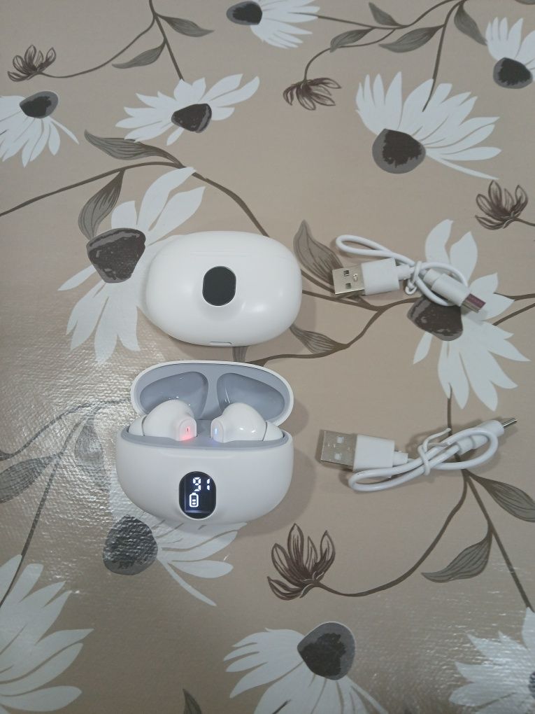 airpod cu încărcător