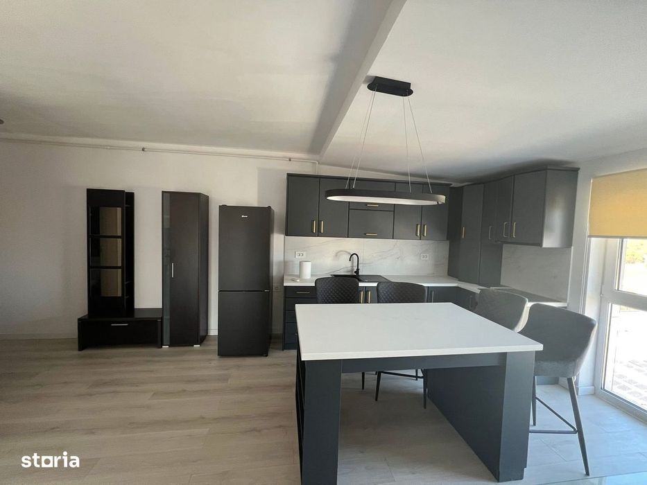 Apartament de închiriat 3 camere zona Penny centură