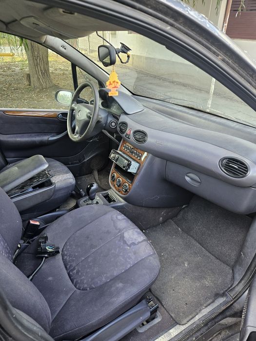 Vând Mercedes a class dezmembrări