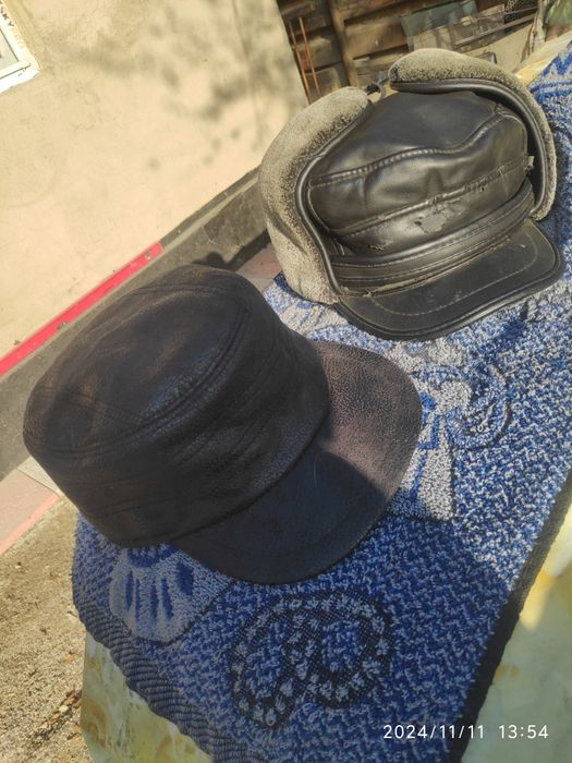 Шапки кожаные теплые