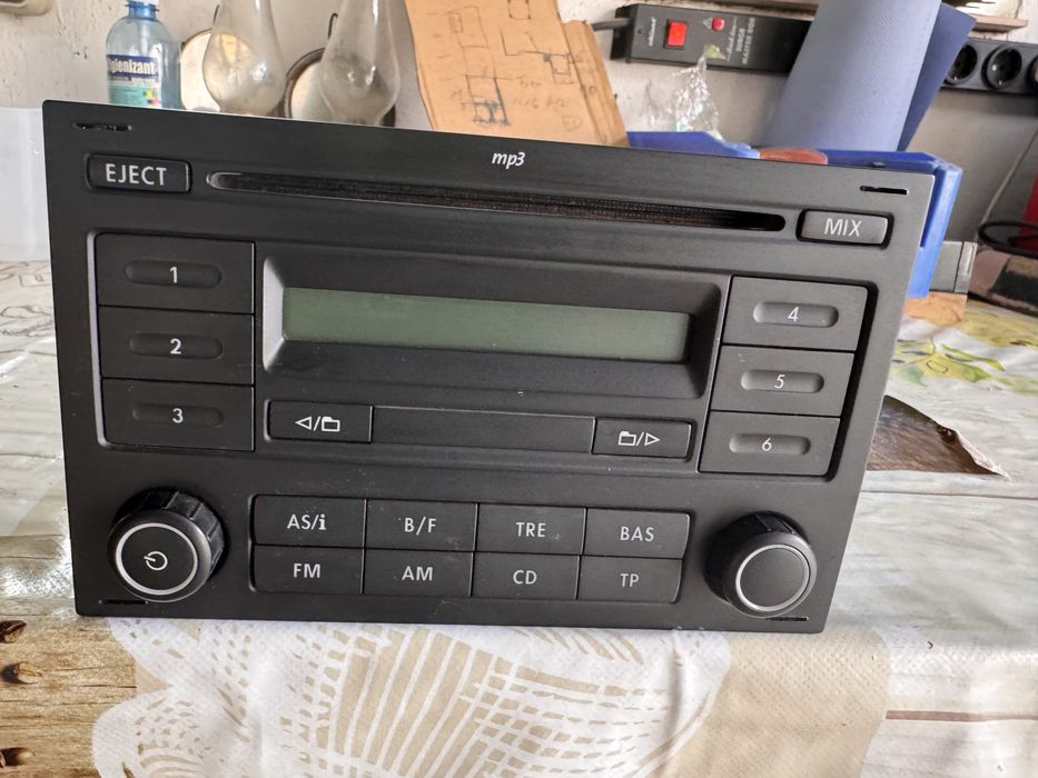 Radio CD Polo 9N pentru piese