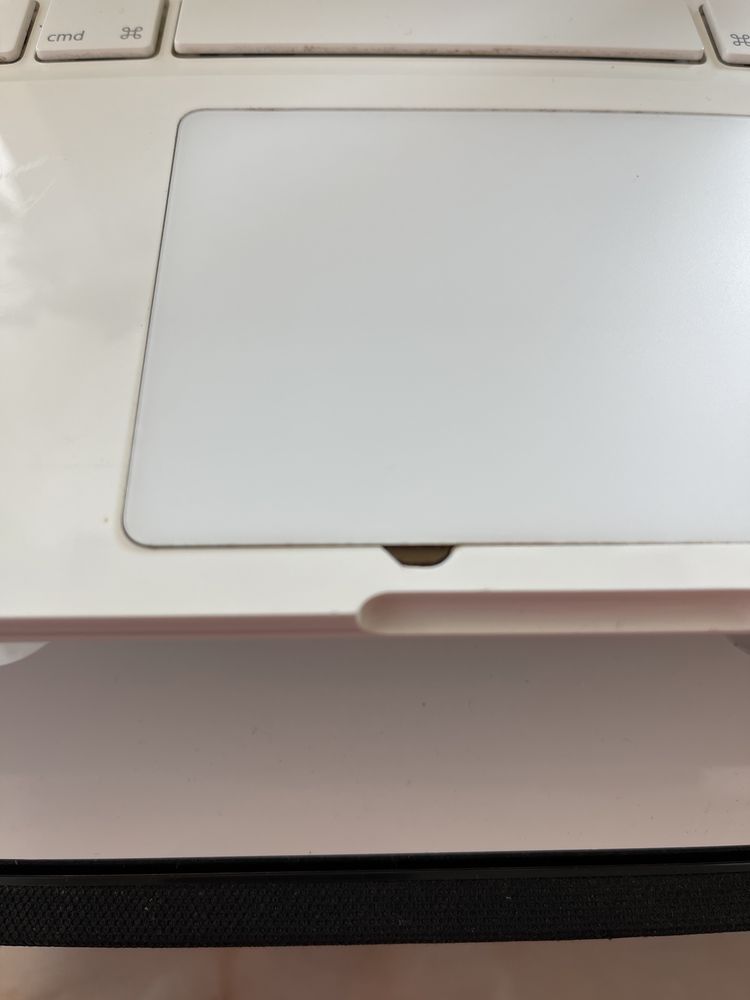 MACBOOK 13.3 late 2009