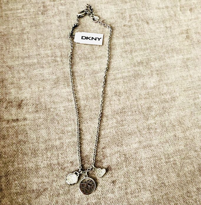 Colier DKNY Otel inoxidabil nou, cu cutie