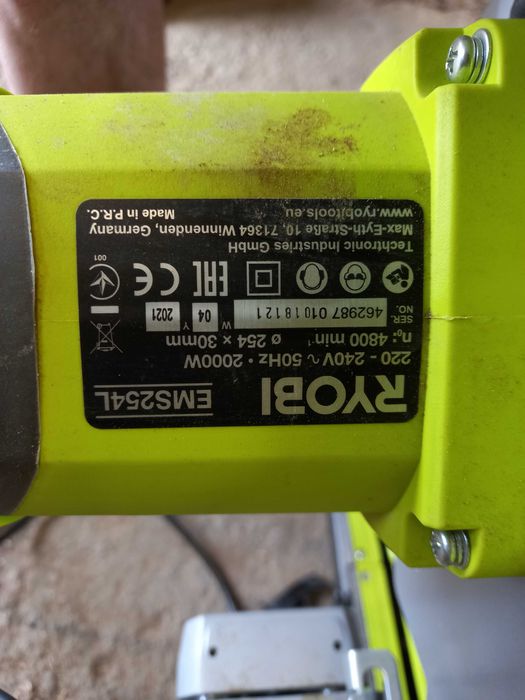 Fierăstrău debitor culisant Ryobi