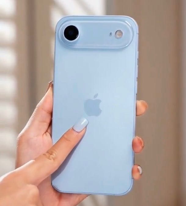 iPhone 17 Air 256GB *КАТО НОВ* 100% Battery