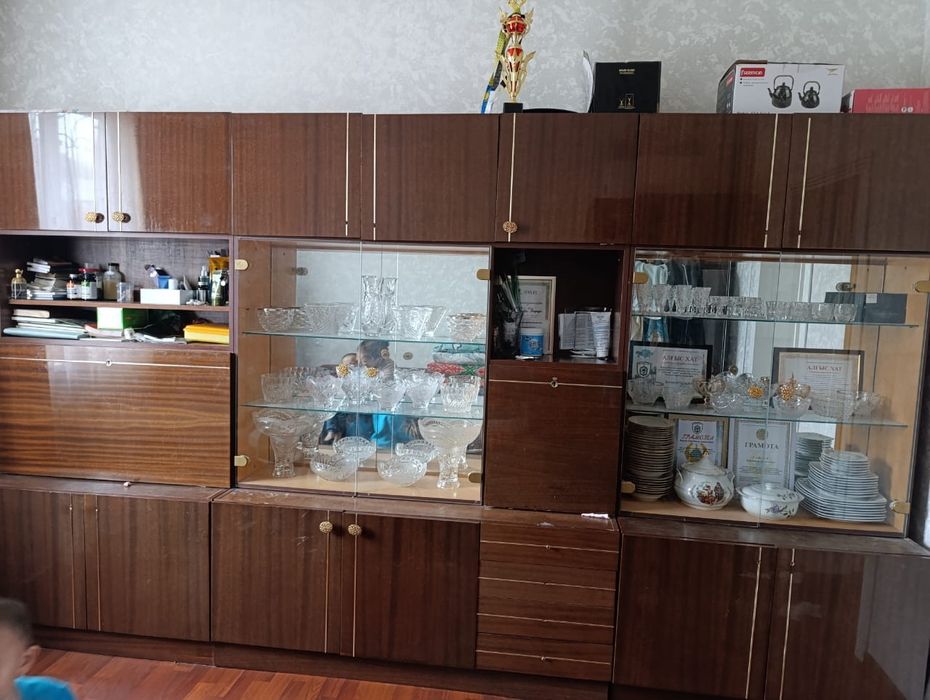 Стенка сатылады Багасы 20000 б/у