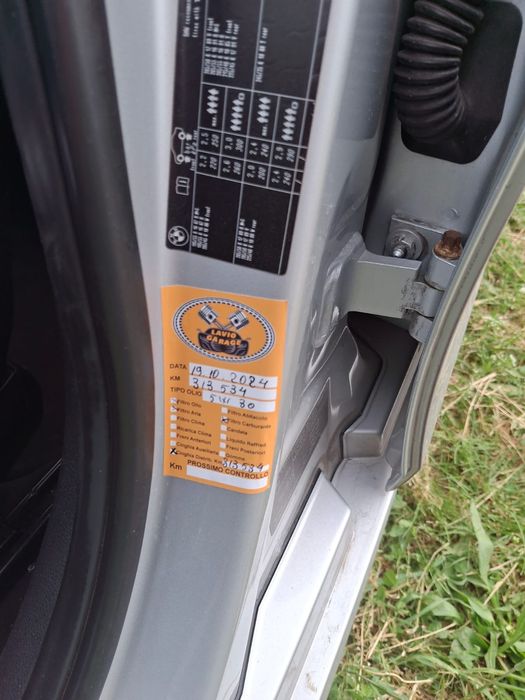 De vânzare seria 1 dizal