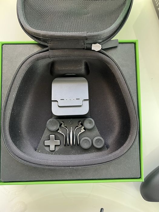 Xbox Elite Series 2 – Пълен комплект, като нов