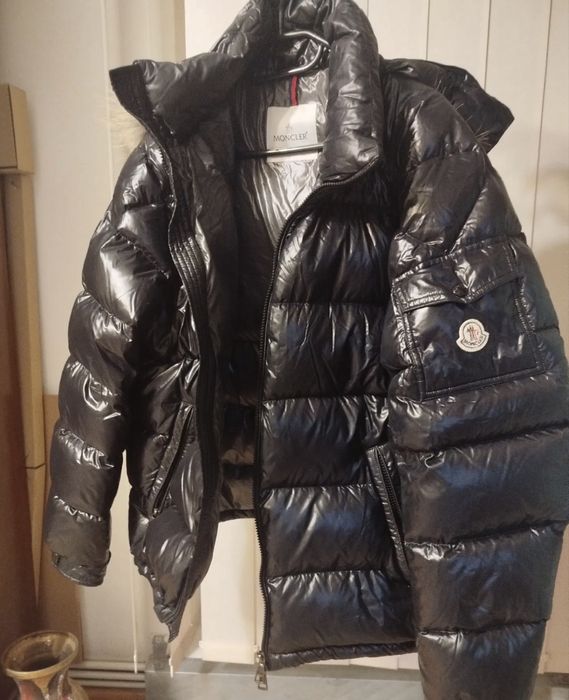 Geaca moncler iarna