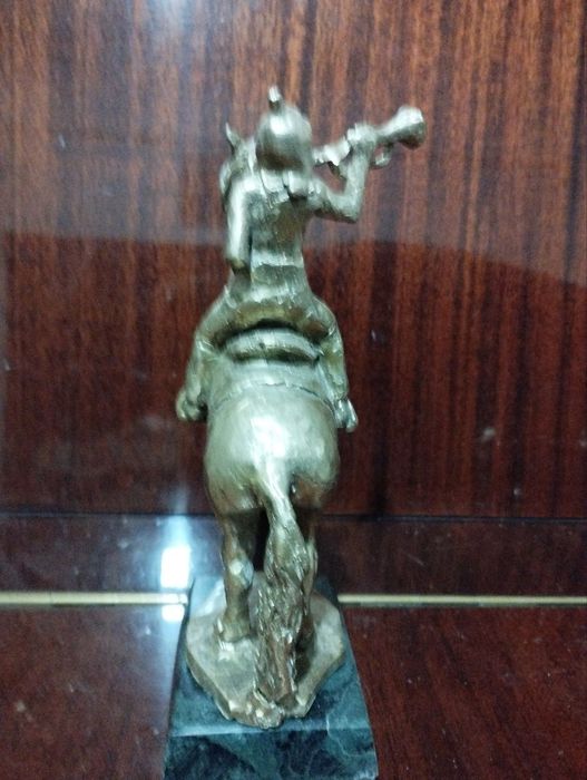 статуэтка мальчишь кибальчишь бронза