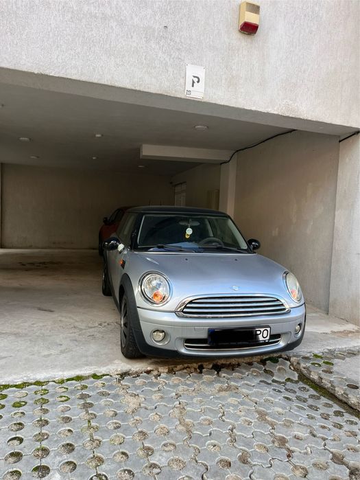 Mini cooper din 2008 motor 1.6 benzina km 190000