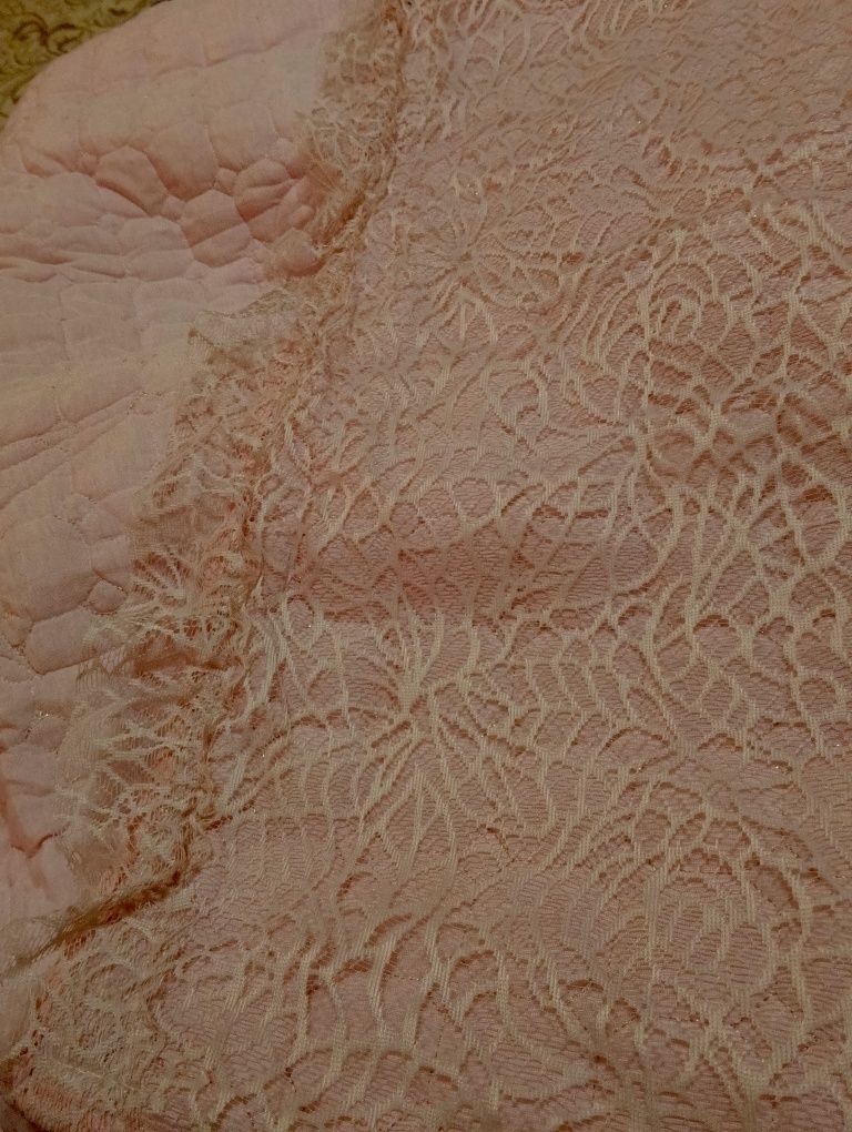 Pastel. Ishlatilmagan. Yangi. Pushti rangda.