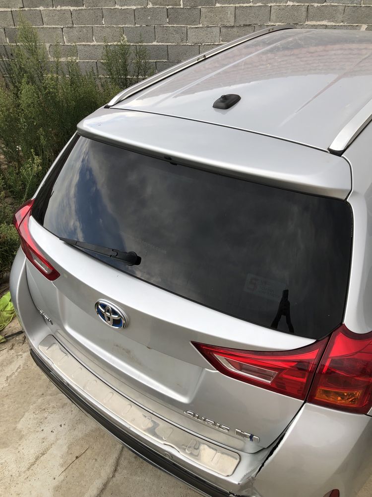Toyota Auris 1.8 hybrid 2014 на части keyless