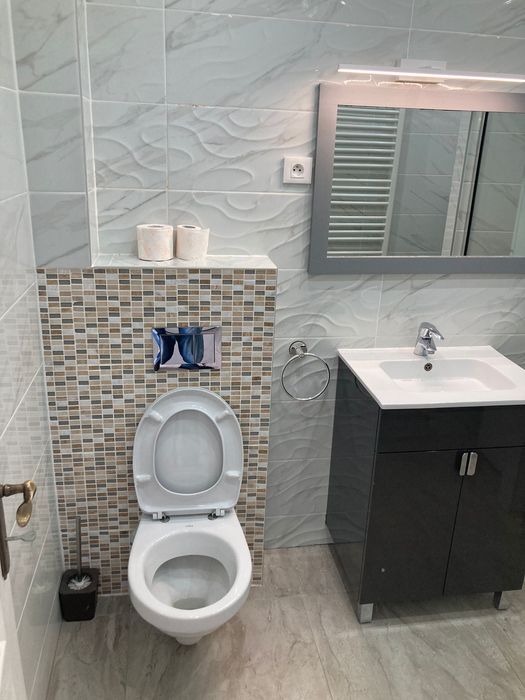 Închiriez apartament 2 camere