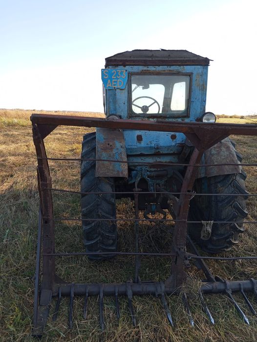 Продам трактор т 40.