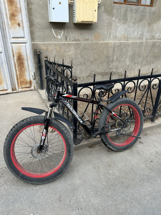 велосипед с большими колесами