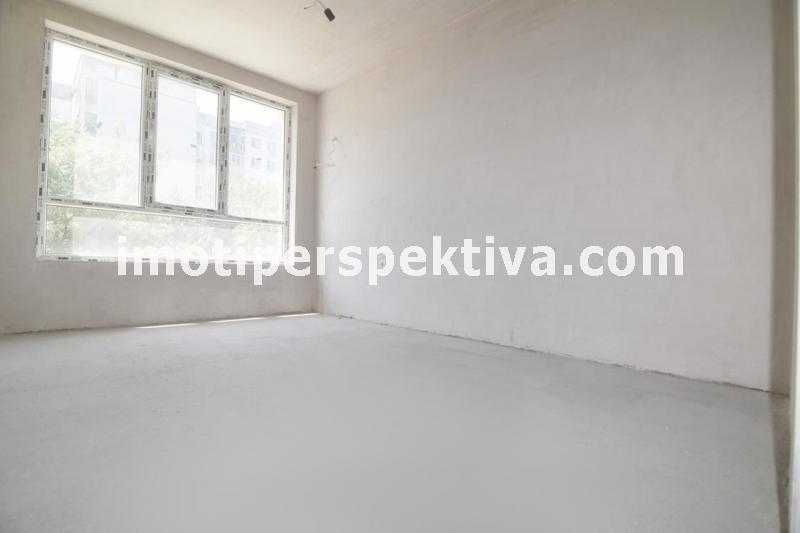 Продава се Тристаен апартамент в Пловдив, Кючук Париж - 106 кв.м за 897 €/кв.м - Снимка #3