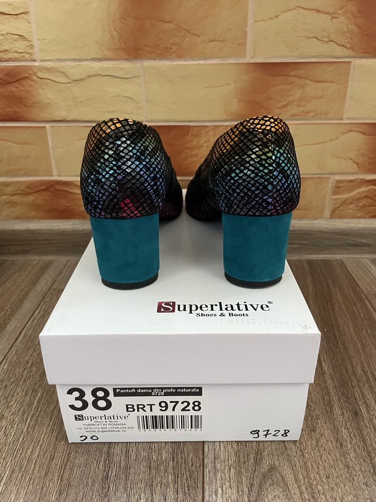Pantofi cu toc din piele Superlative