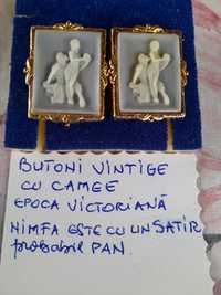 Butoni vintage cu Camee Epoca Victoriana