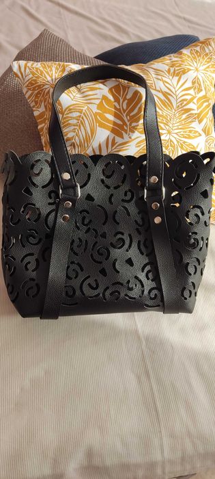 Стилна дамска чанта с флорални мотиви от две части