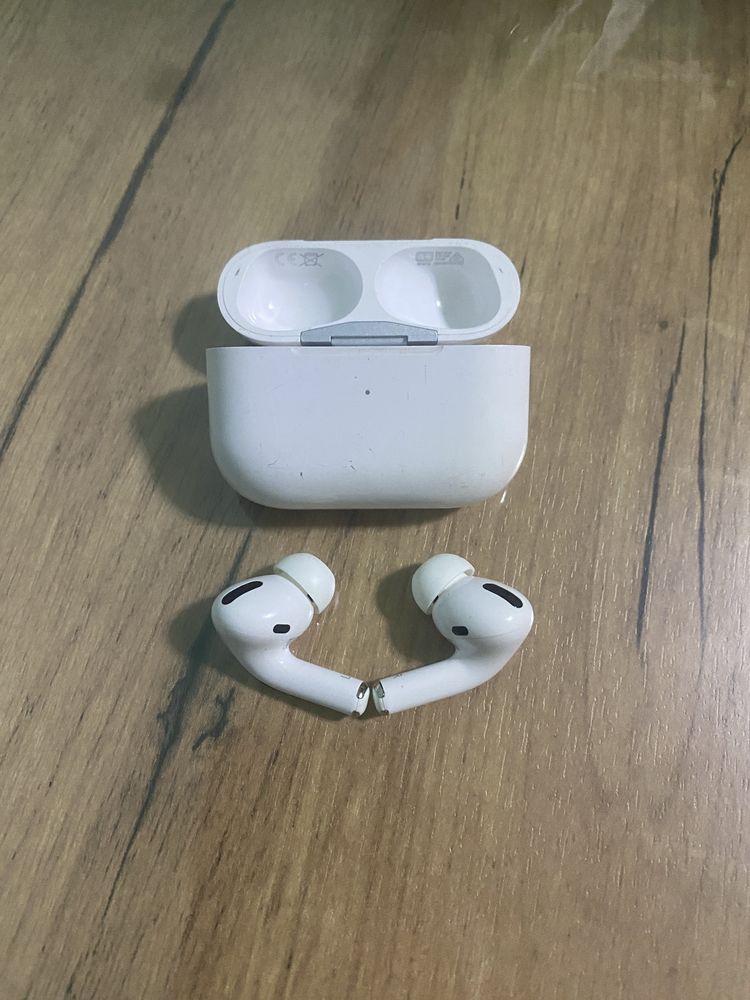 Apple airpods pro