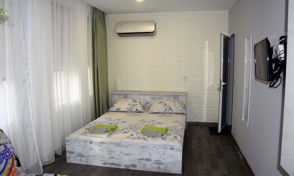Самостоятелни стаи за нощувки в Бургас, център- от 45 лв