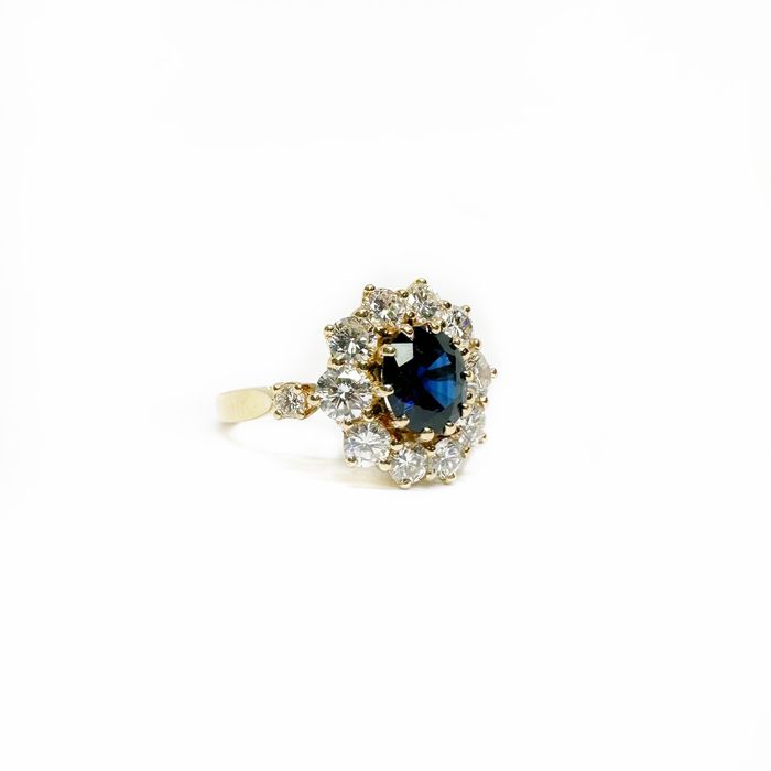 Inel din aur 18k cu safir si diamante naturale 1.53 VS