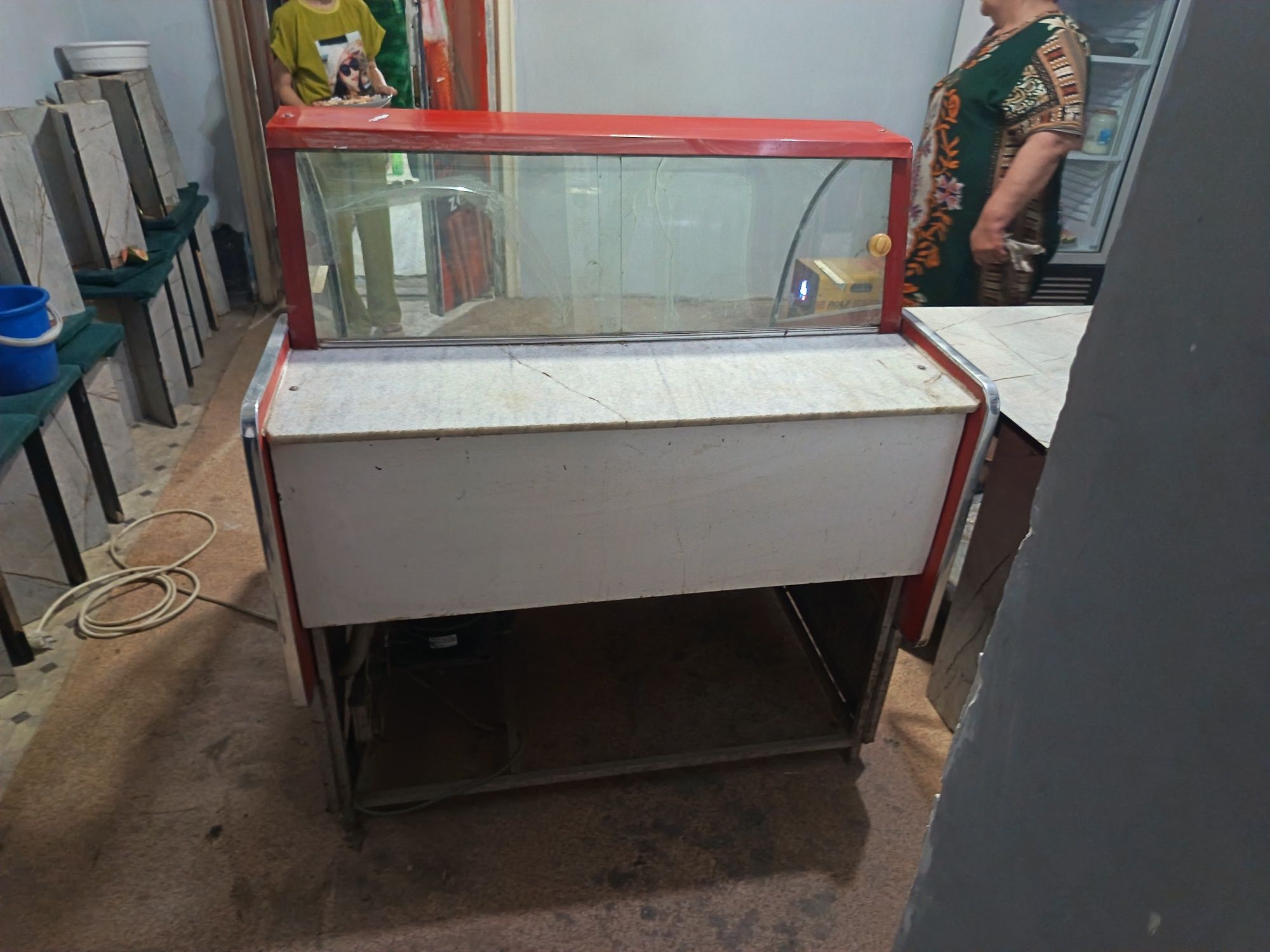 Oynasi singan, yangi mator, ishlashi ideal