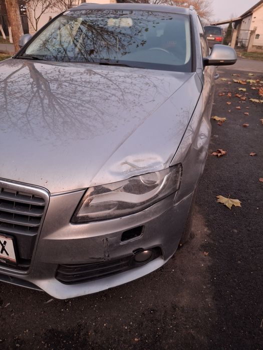 Vând Audi a 4 b8 negociabil