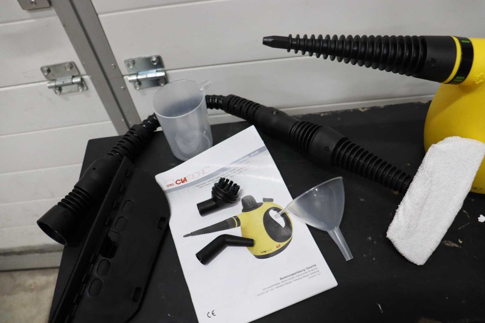 Парочистачка Clatronic DR 3653, 250мл, 3.5 бара, 1050W, Черен / Жълт