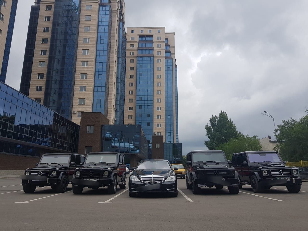 Гелик,гелендваген,лимузин,G class,мерс,кортеж,той,гулянка,прокат,аренд