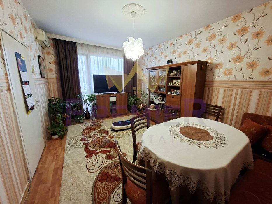 Продава се Четиристаен апартамент в Варна, Христо Ботев - 78 кв.м за 3077 €/кв.м - Снимка #1