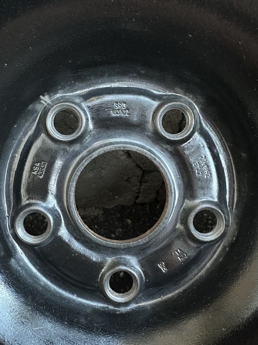 Roti cu cauciucuri iarna 205/55/R16