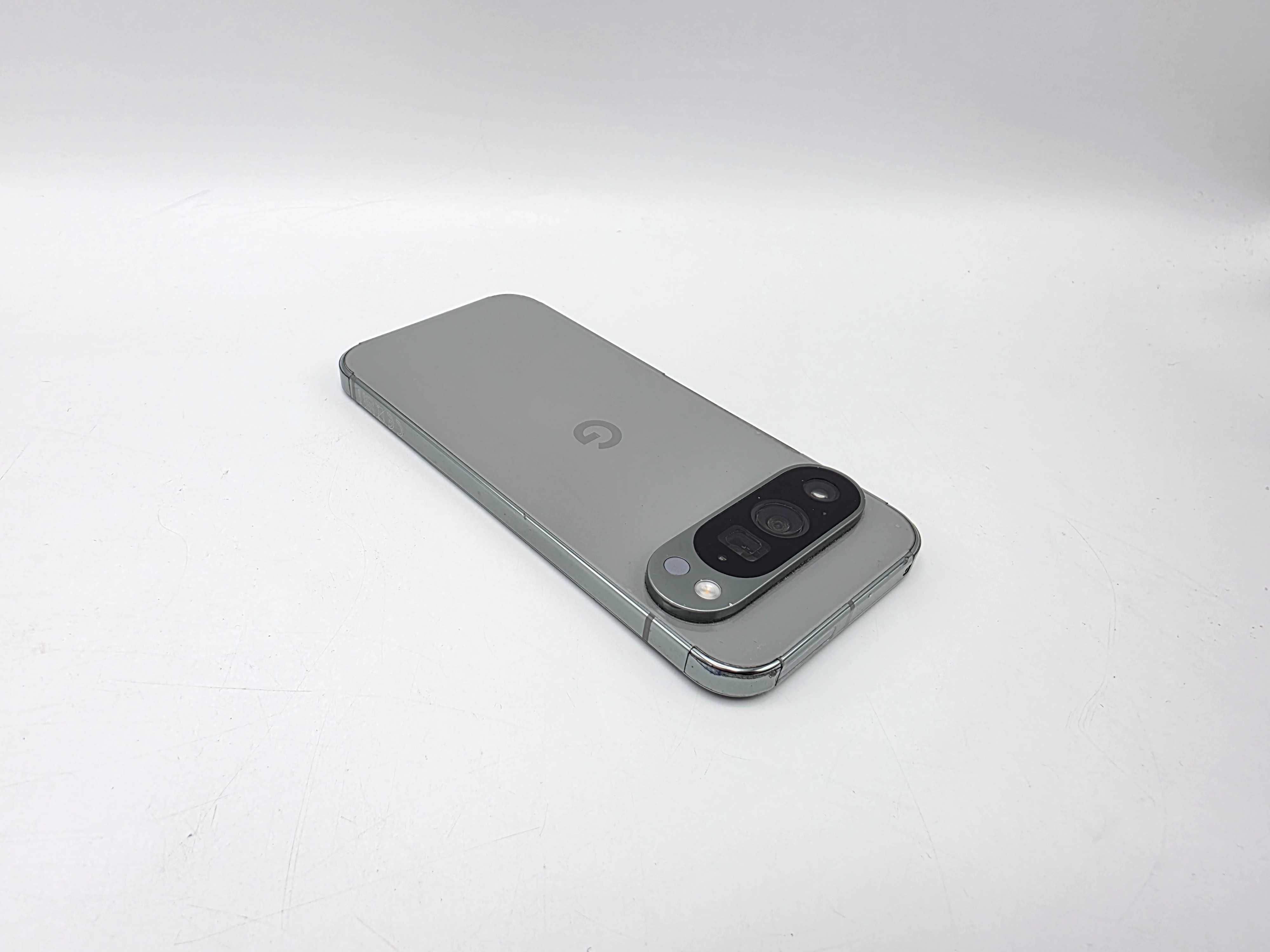 Google Pixel 9 Pro Hazel 256GB 16GB Ram Neverlocked Stare Buna FullBox