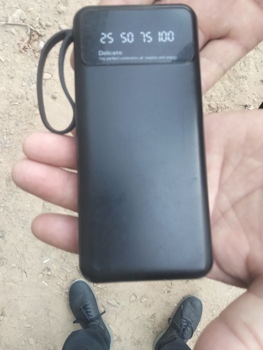 Пауэрбанк в хорошем состоянии